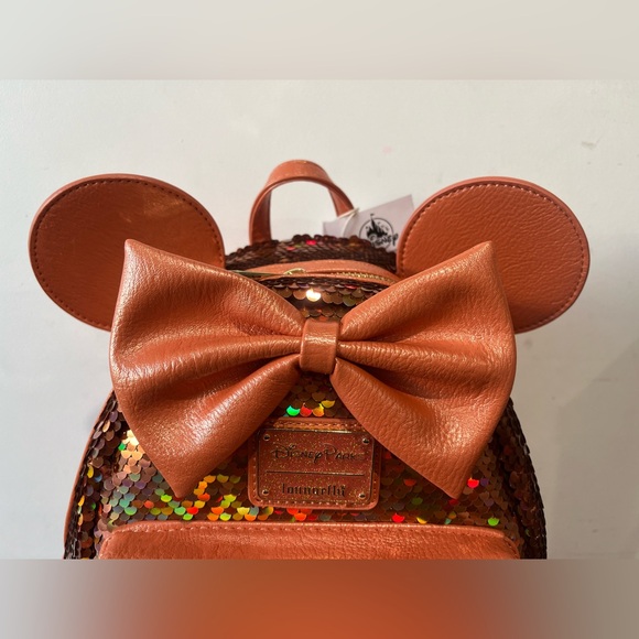 Disney Parks Loungefly Minnie Mouse Sequined Peach Punch Mini Backpack - Picture 3 of 8